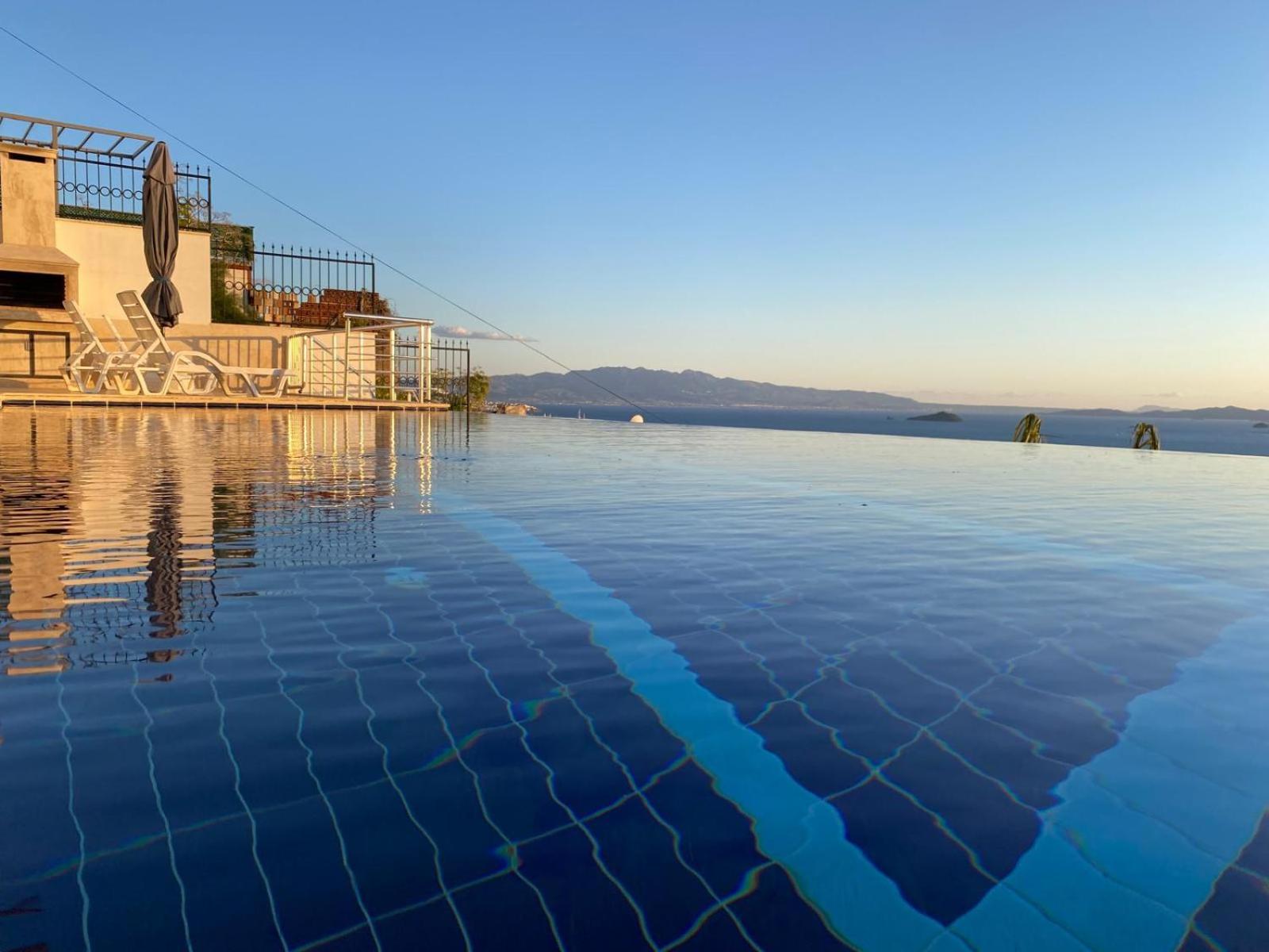 Eason & House 350m2 Full Sea View With Private Infinity Pool Villa *