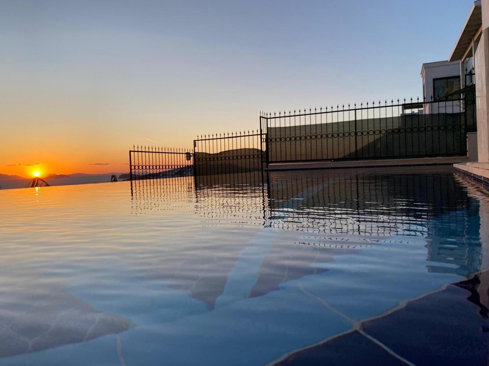 Eason & House 350m2 Full Sea View With Private Infinity Pool Villa